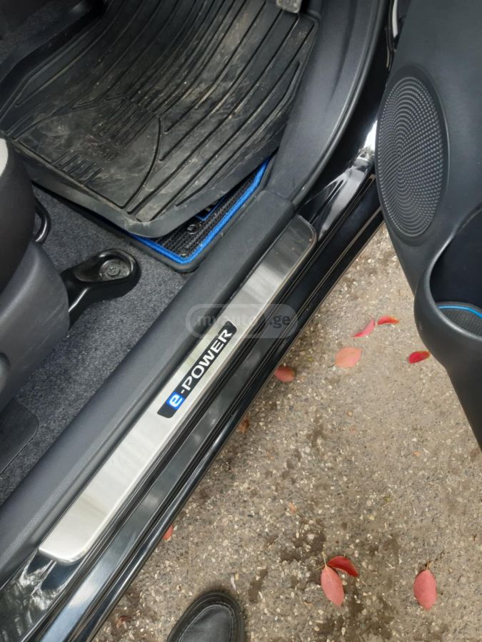 Nissan Note - фото 12