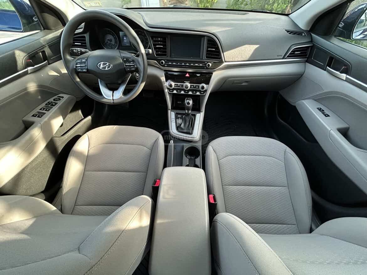 Hyundai Elantra - фото 5