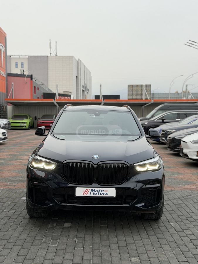 BMW xDrive40i 4dr All-Wheel Drive — миниатюра 2