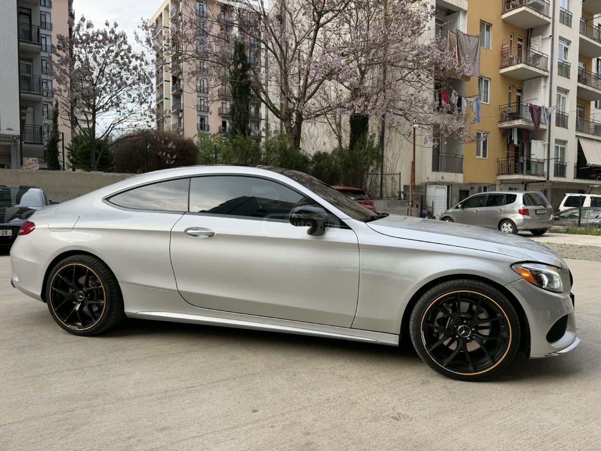 Mercedes-Benz C 300 - фото 3