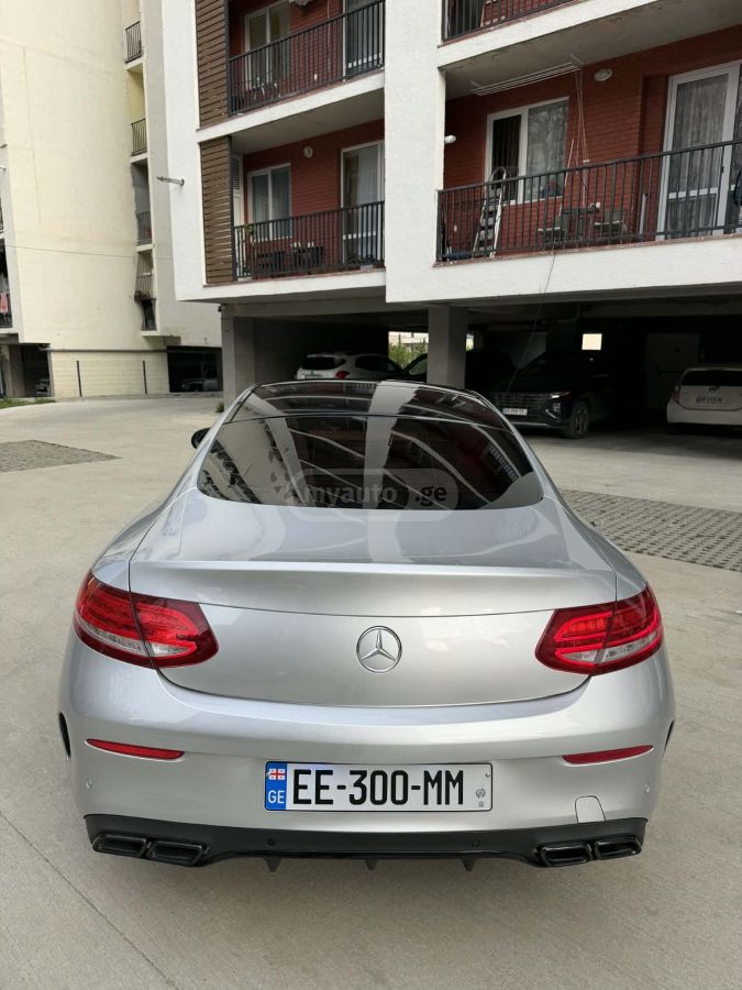 Mercedes-Benz C 300 - фото 5