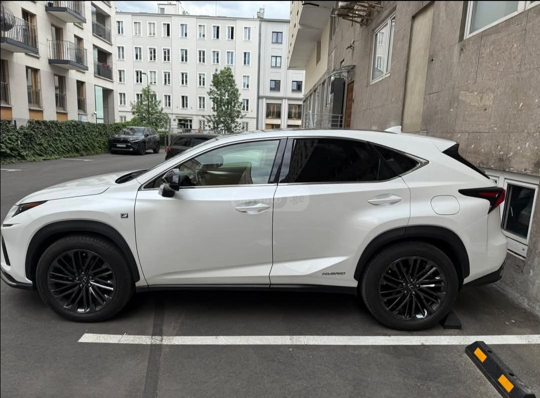 Lexus NX 300 - фото 4