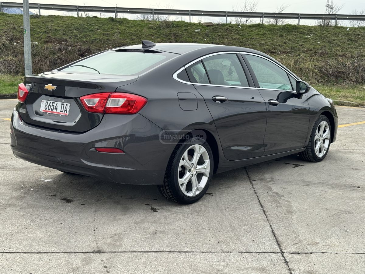 Chevrolet Cruze - фото 10