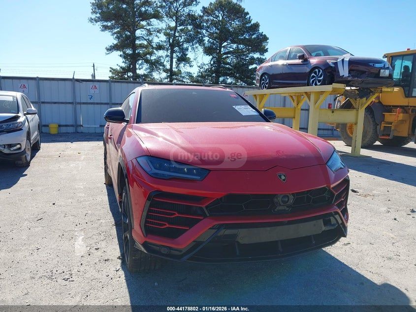 Lamborghini Urus 2021 — миниатюра 1