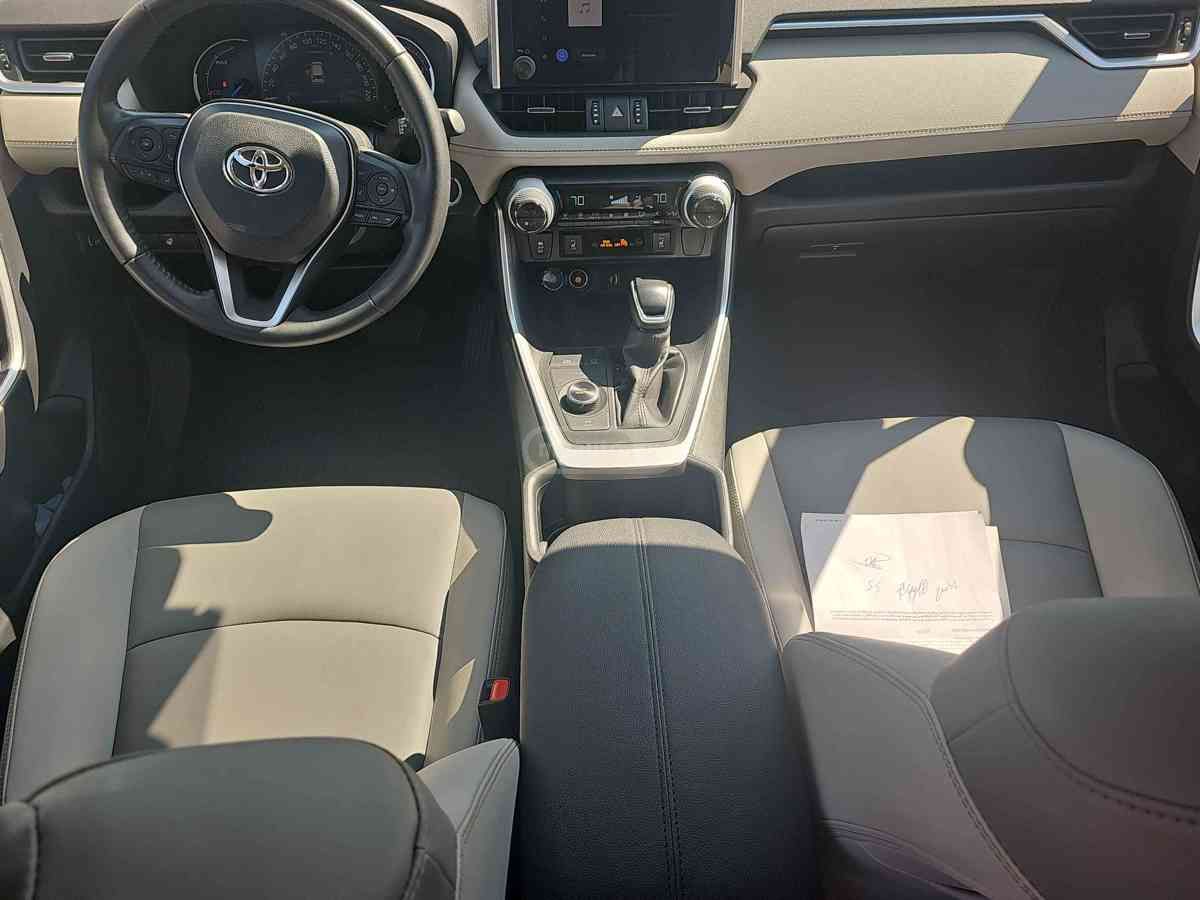 Toyota Toyota RAV4 — миниатюра 8