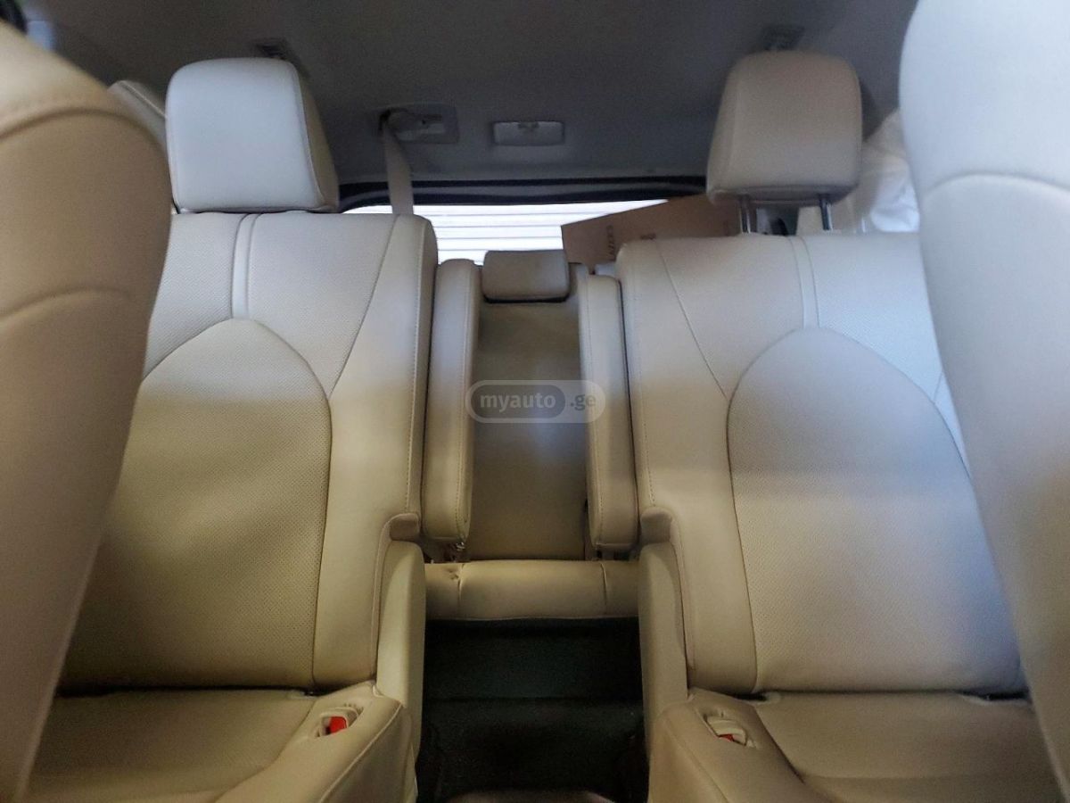 Toyota Highlander - фото 10