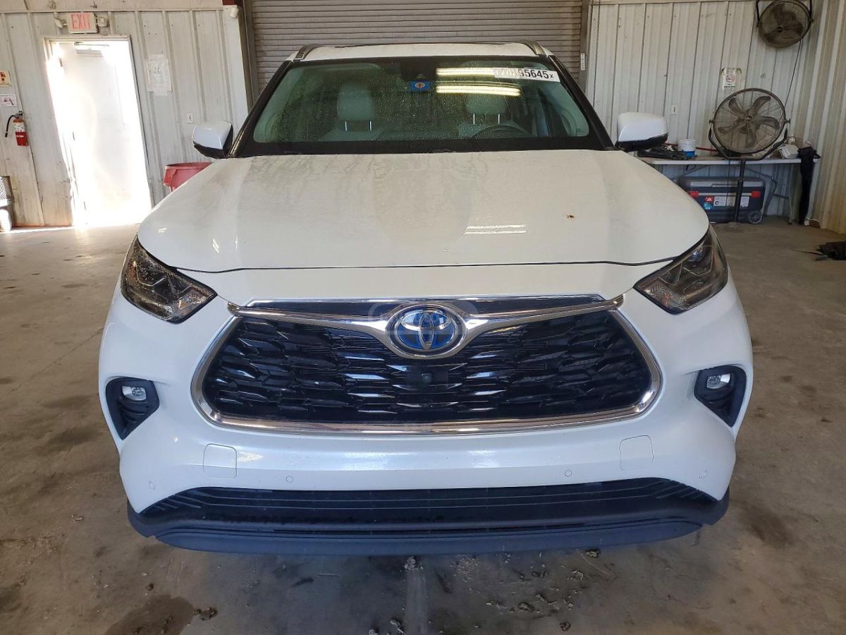 Toyota Highlander - фото 5