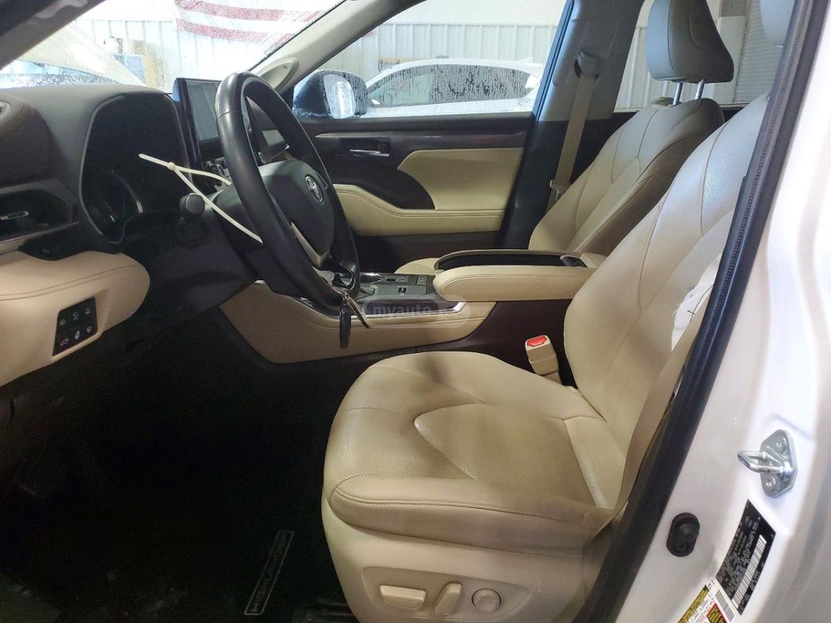 Toyota Highlander - фото 7