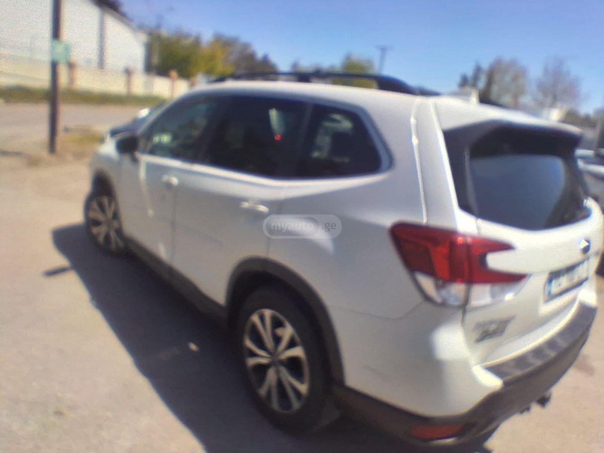 Subaru Forester - фото 4