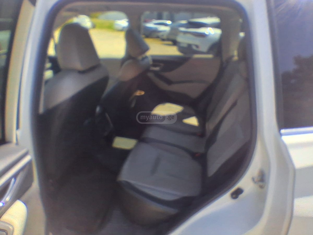 Subaru Forester - фото 8