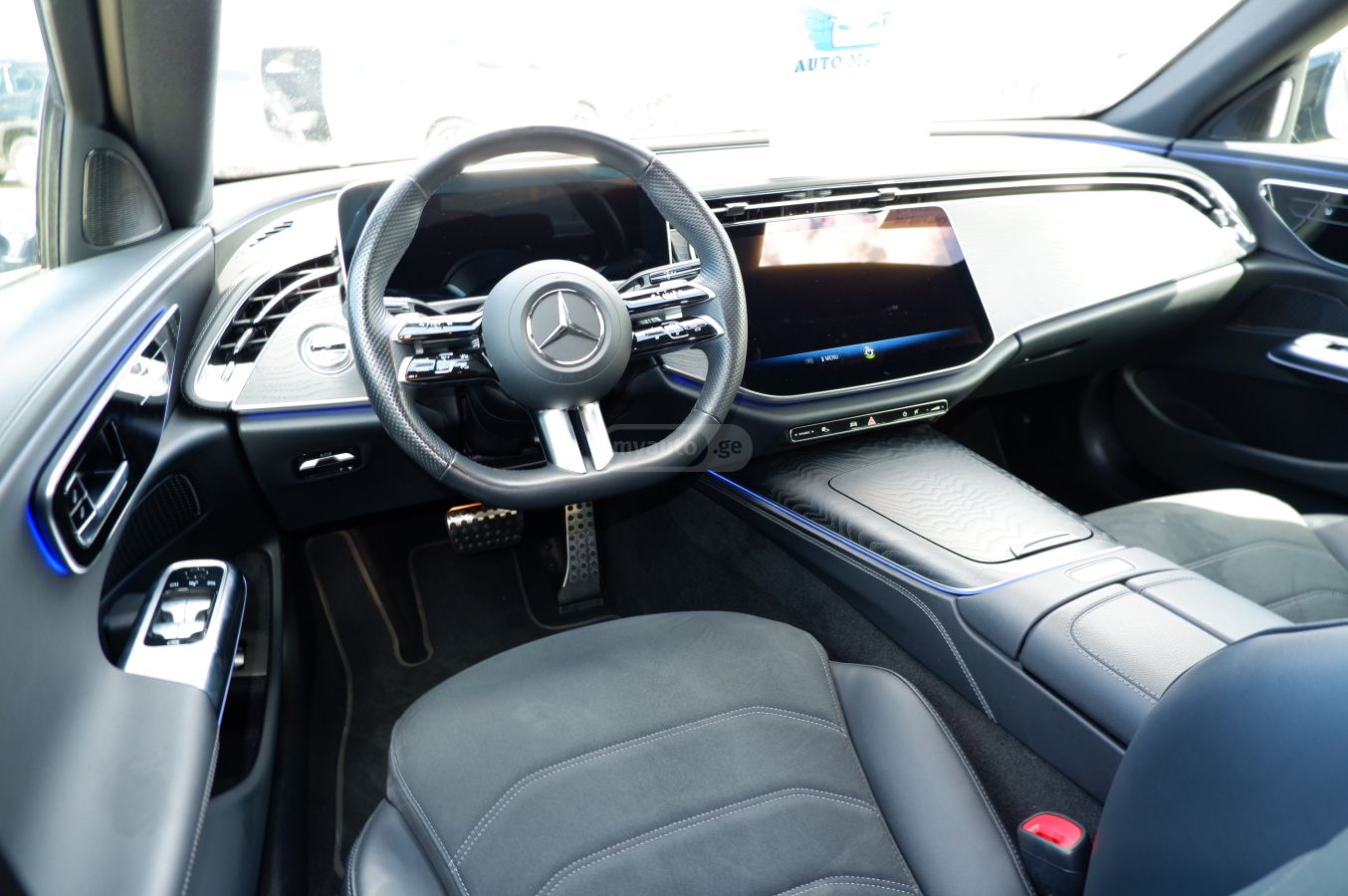 Mercedes-Benz E 200 - фото 8