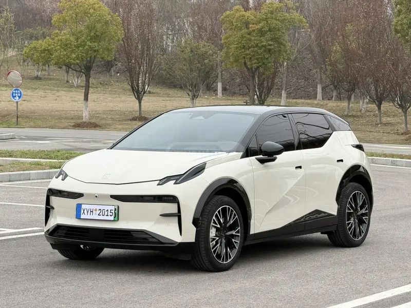 Zeekr X 2023 — миниатюра 1