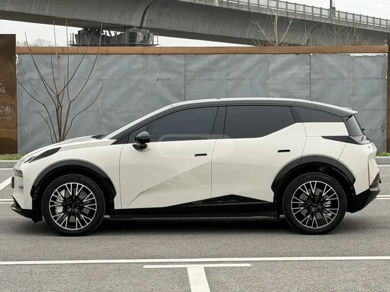 Zeekr X 2023 — миниатюра 4