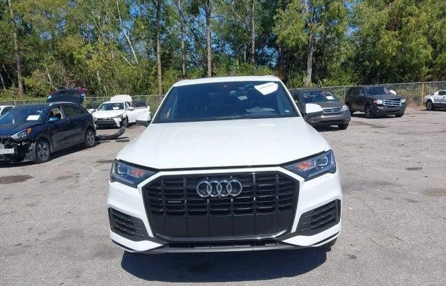 Audi Q7 - фото 10