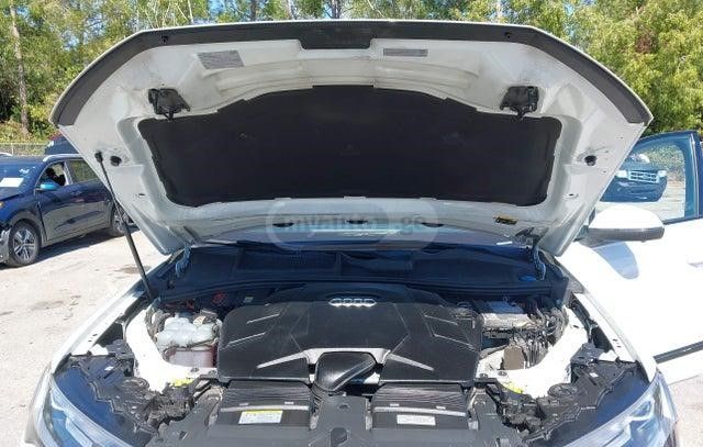 Audi Q7 - фото 9