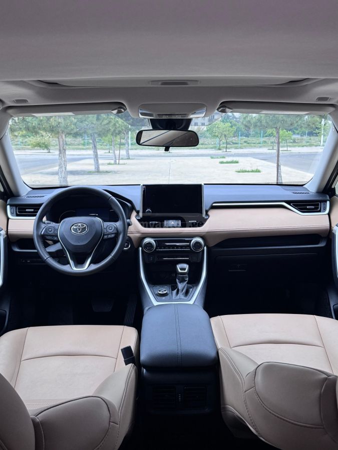 Toyota Rav 4 - фото 7