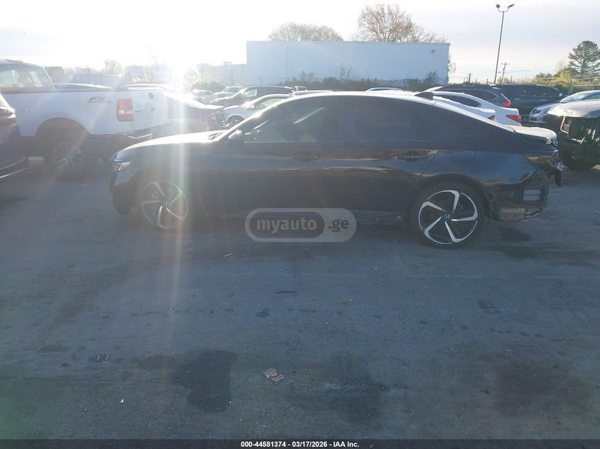 Honda Accord - фото 15