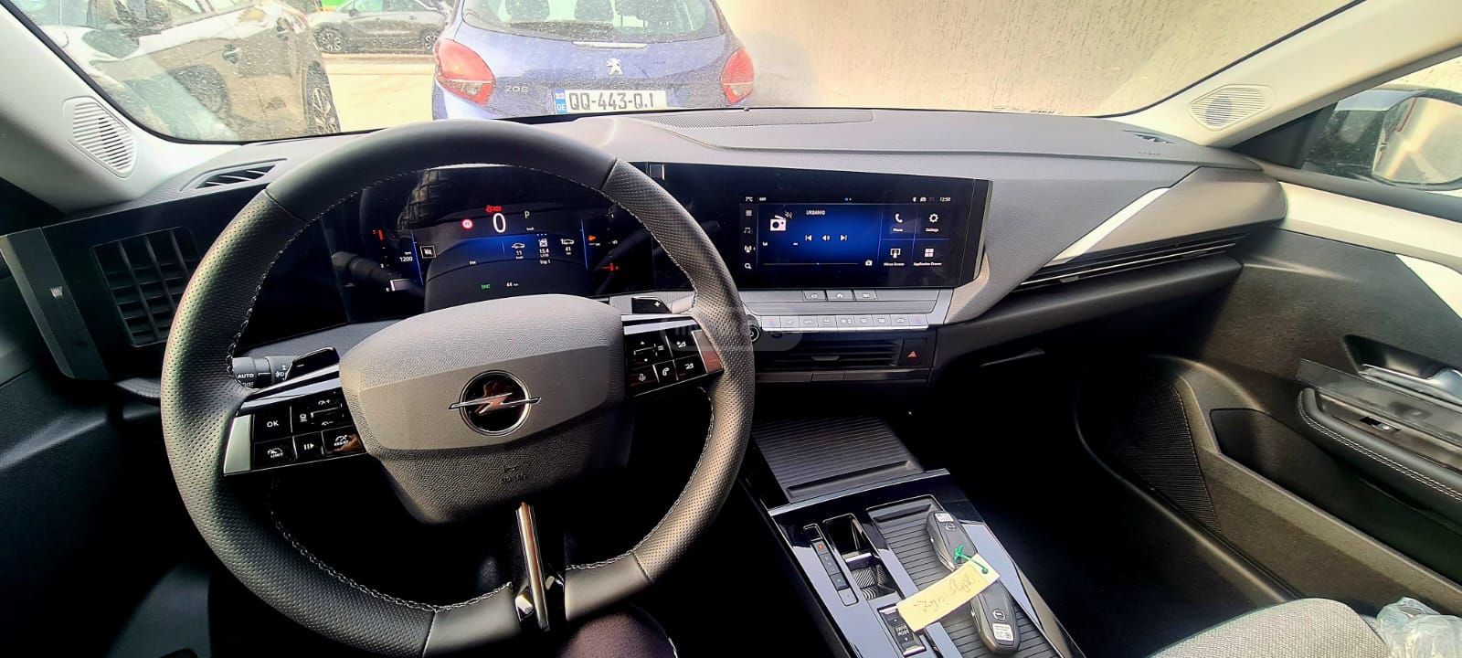 Opel Astra 2023 — миниатюра 12