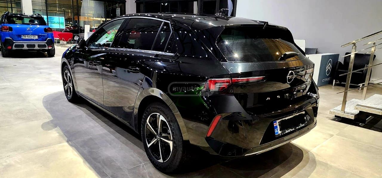 Opel Astra 2023 — миниатюра 3
