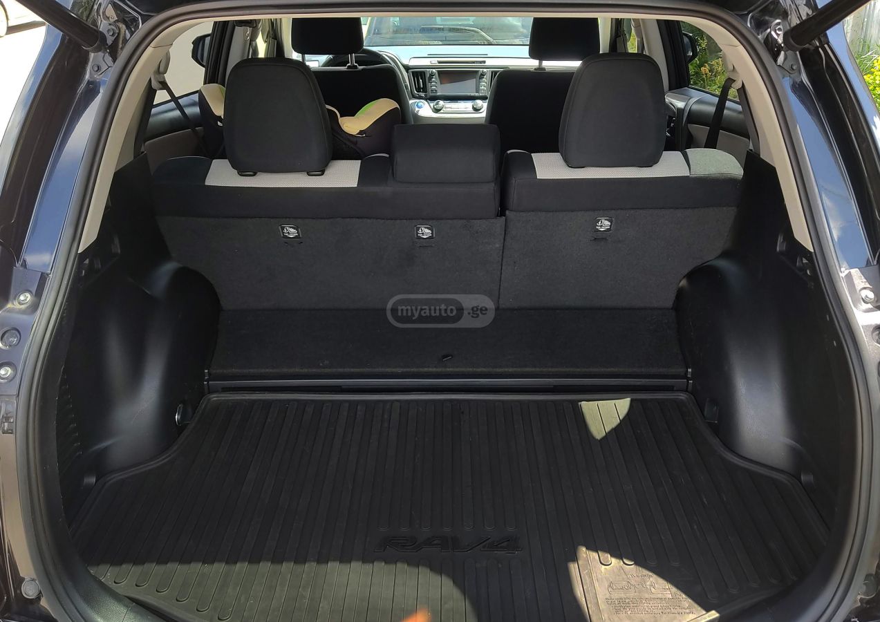 Toyota Rav 4 - фото 11
