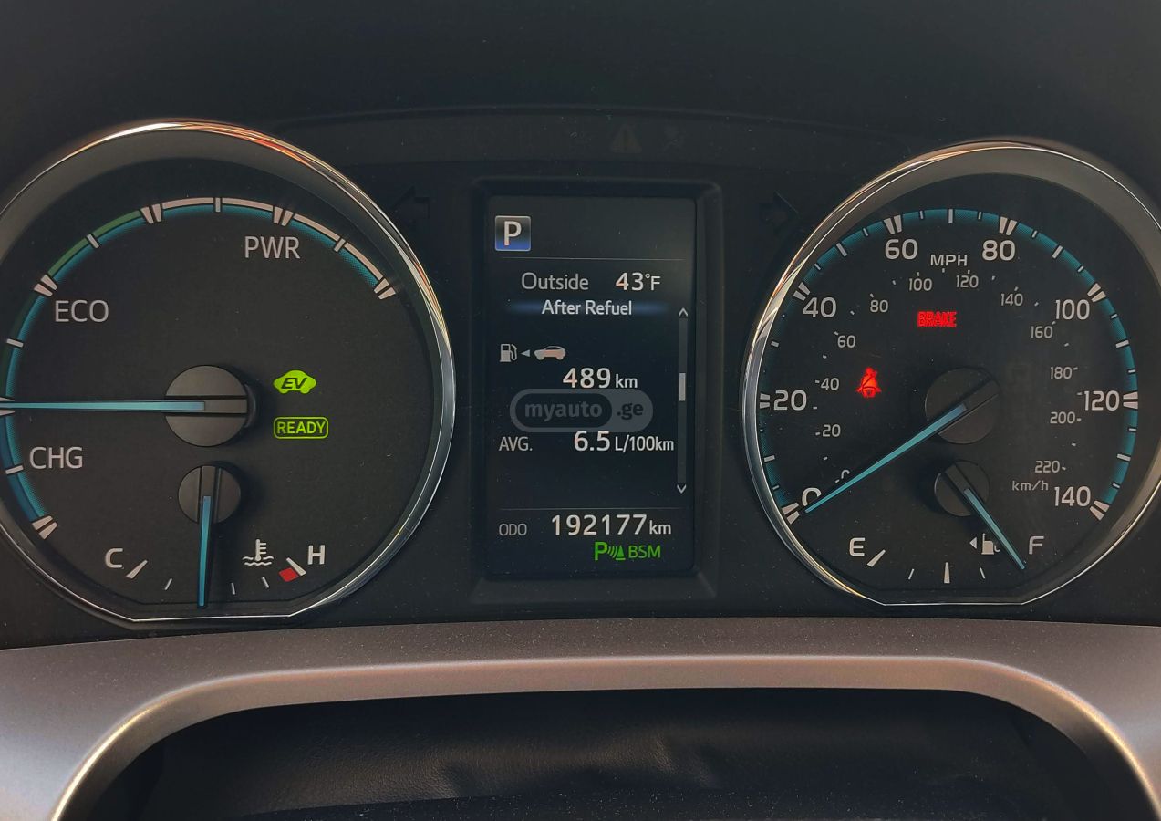 Toyota Rav 4 - фото 12