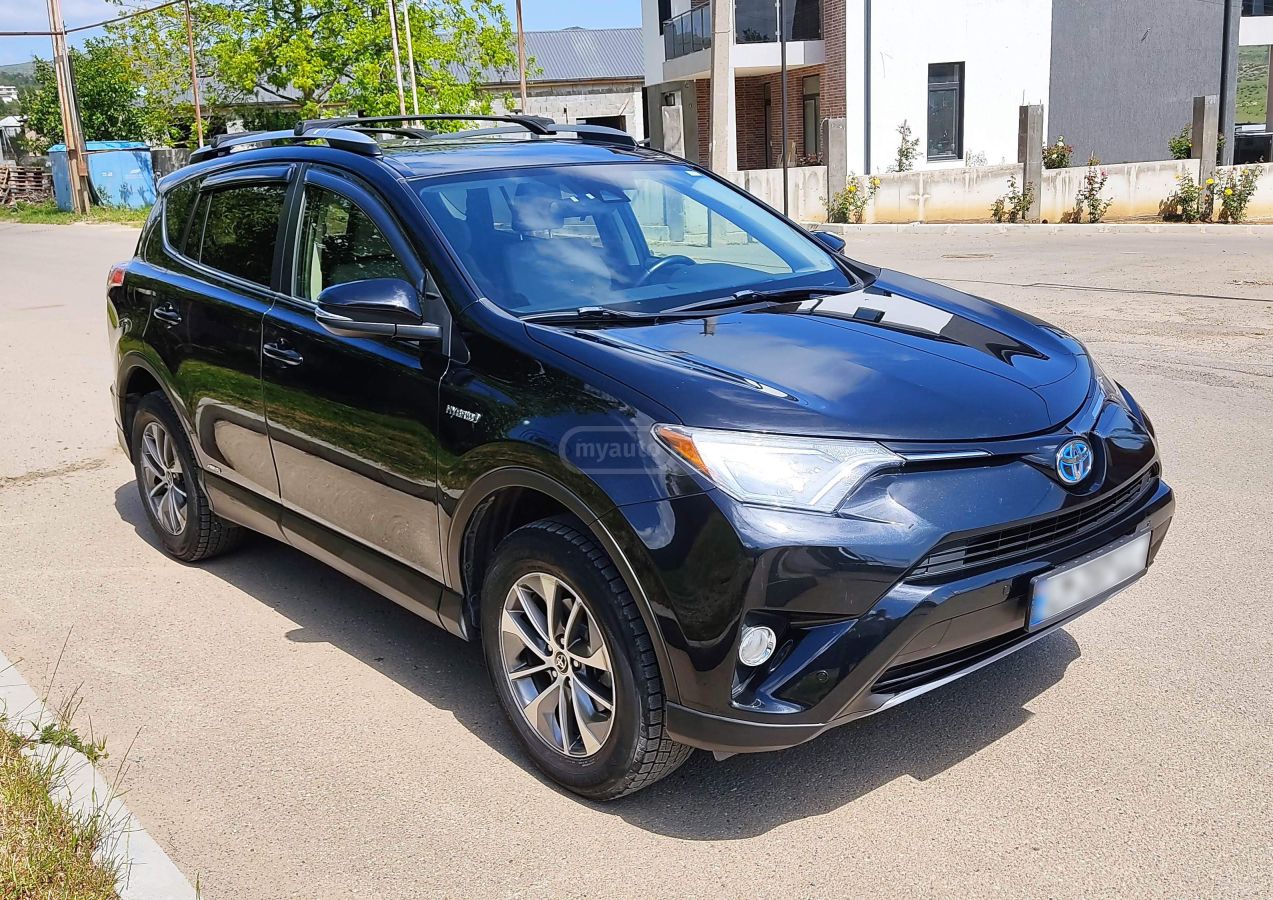 Toyota Rav 4 - фото 5