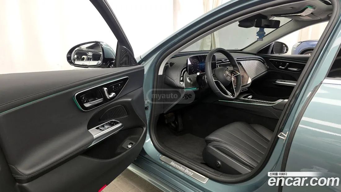 Mercedes-Benz E53 AMG 2024 — миниатюра 10