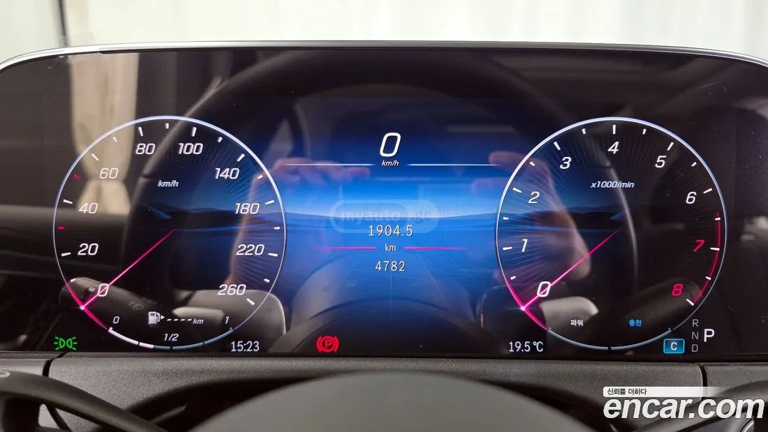 Mercedes-Benz E53 AMG 2024 — миниатюра 8