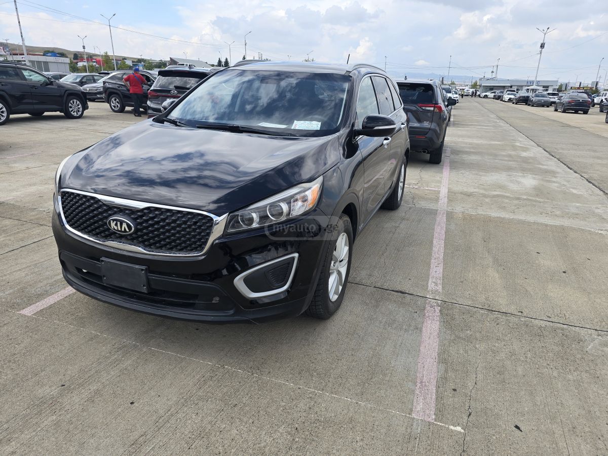Kia Sorento - фото 5