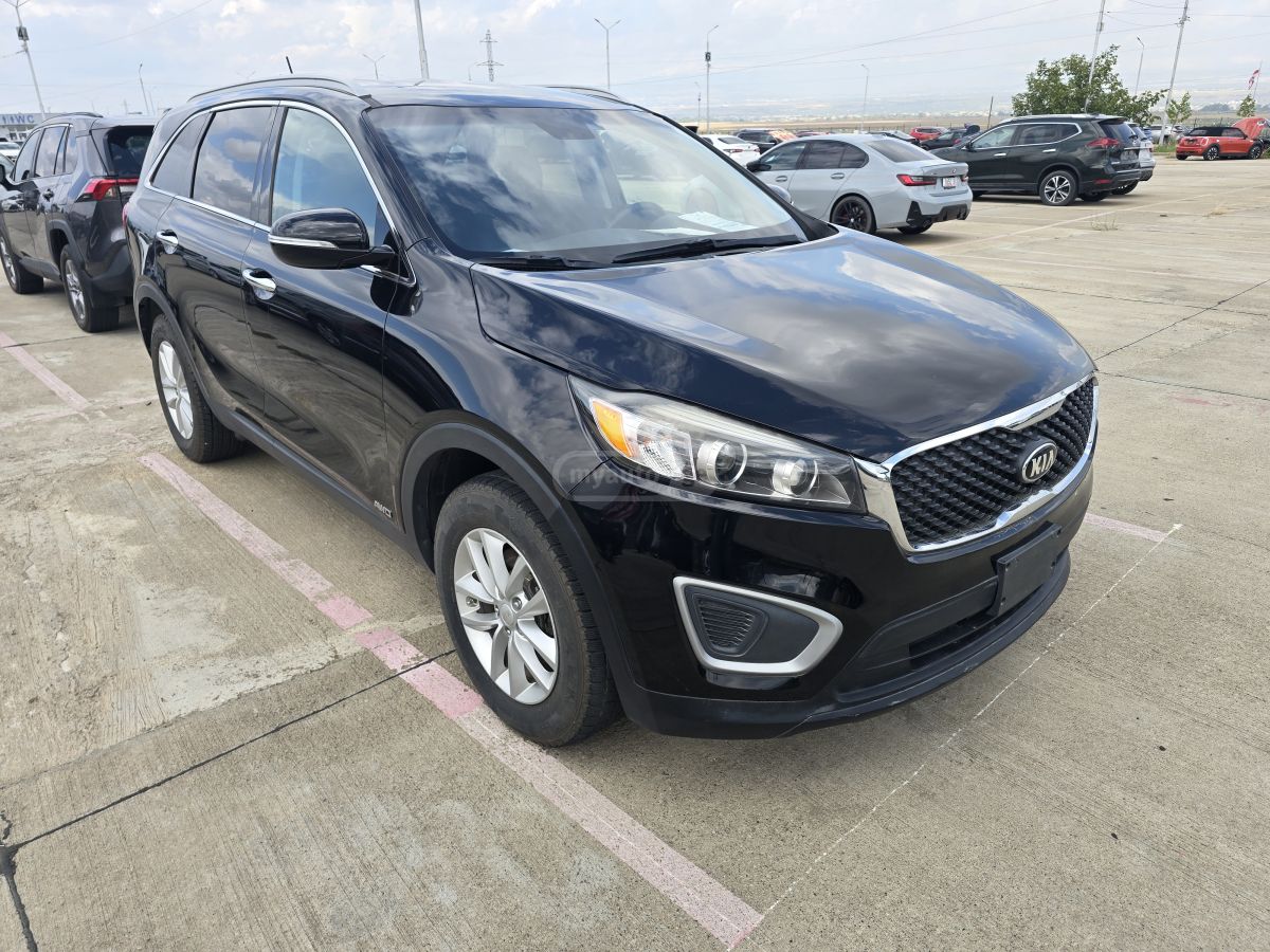 Kia Sorento - фото 6