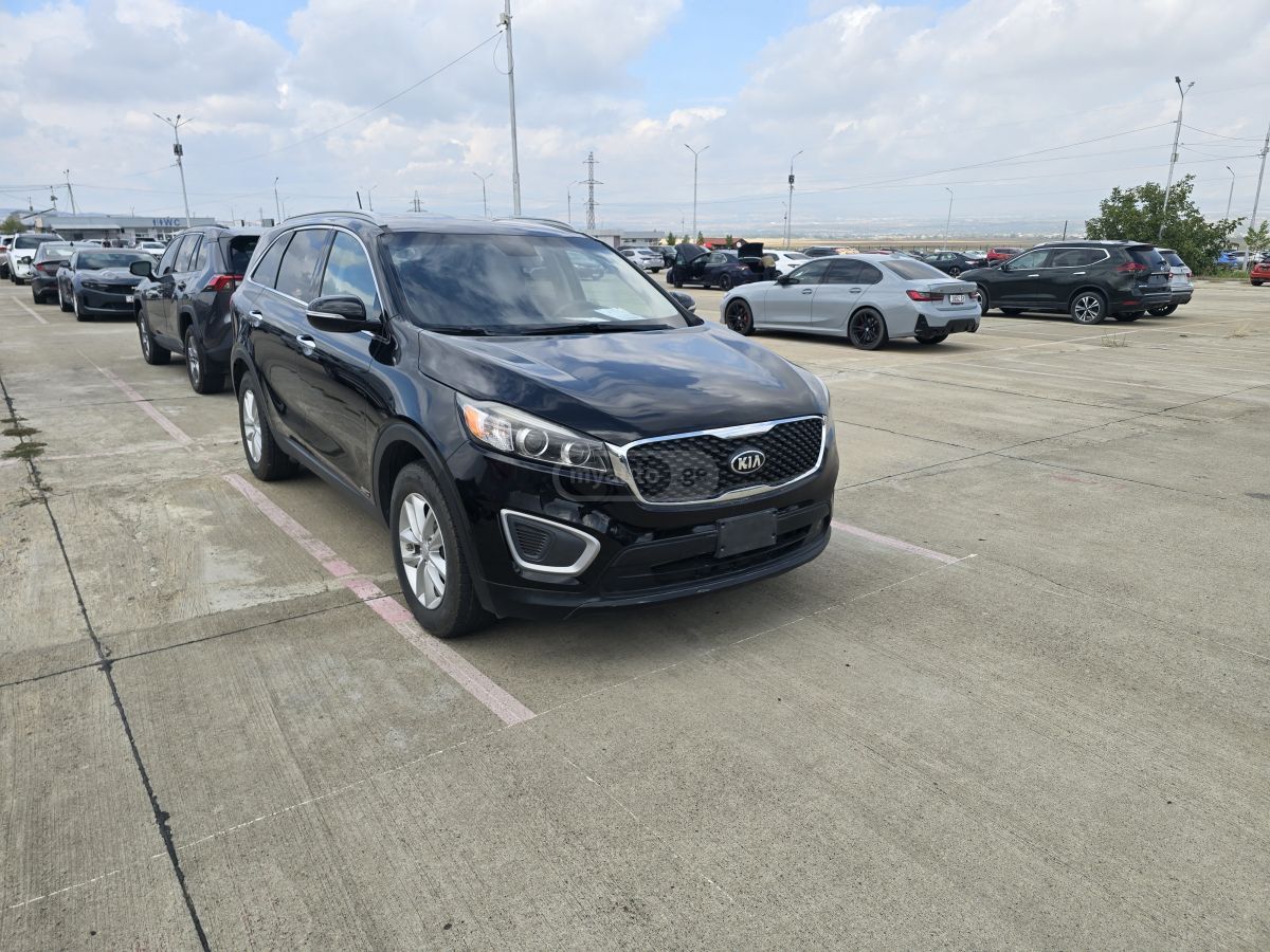 Kia Sorento - фото 9