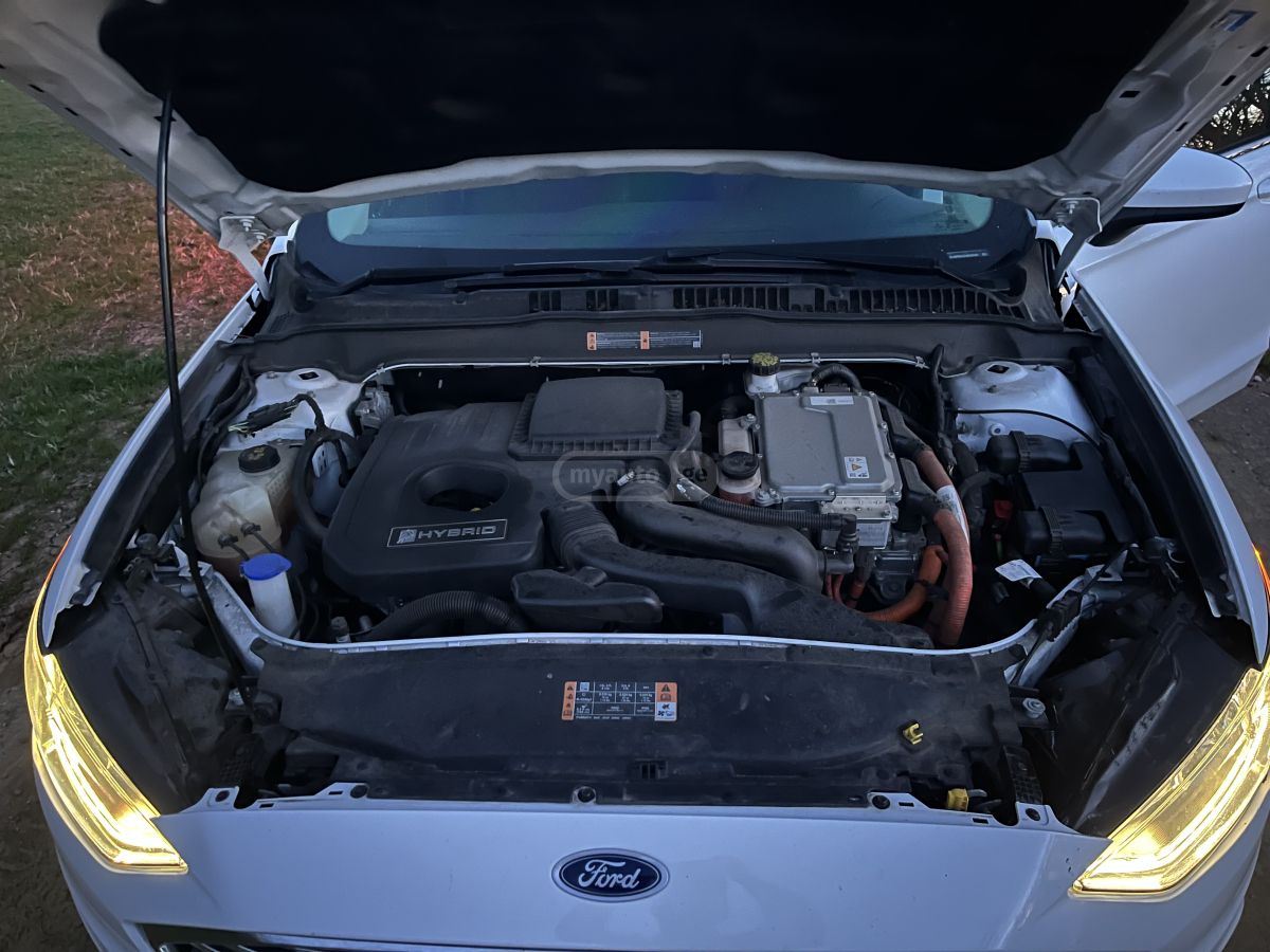 Ford Fusion - фото 6