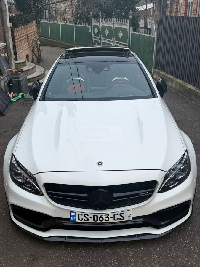 Mercedes-Benz C 63 AMG - фото 3
