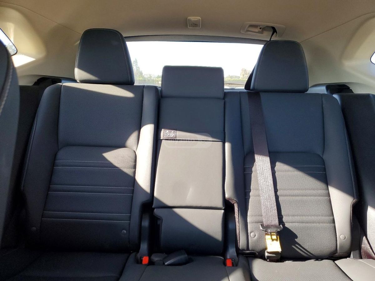 Lexus Base 4dr All-Wheel Drive CVT — миниатюра 10