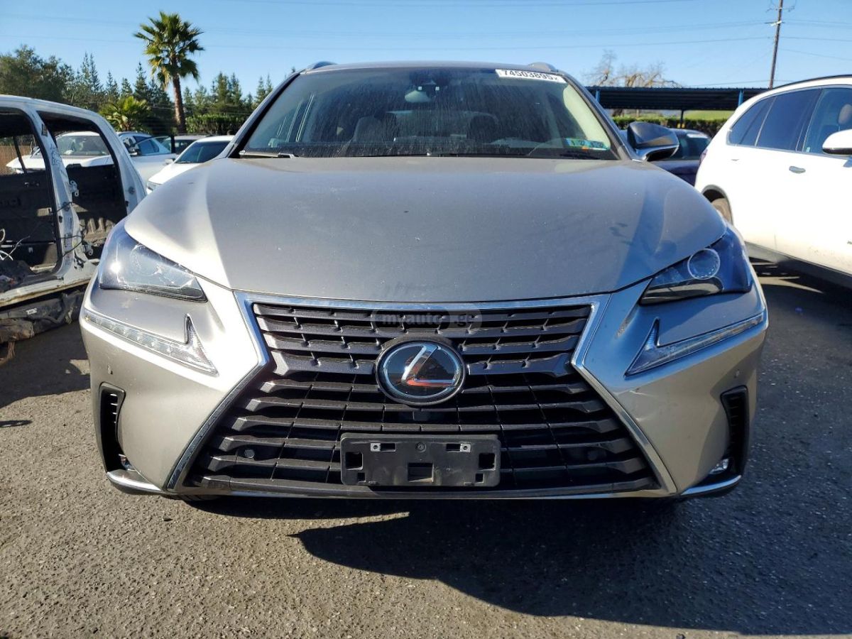 Lexus Base 4dr All-Wheel Drive CVT — миниатюра 5