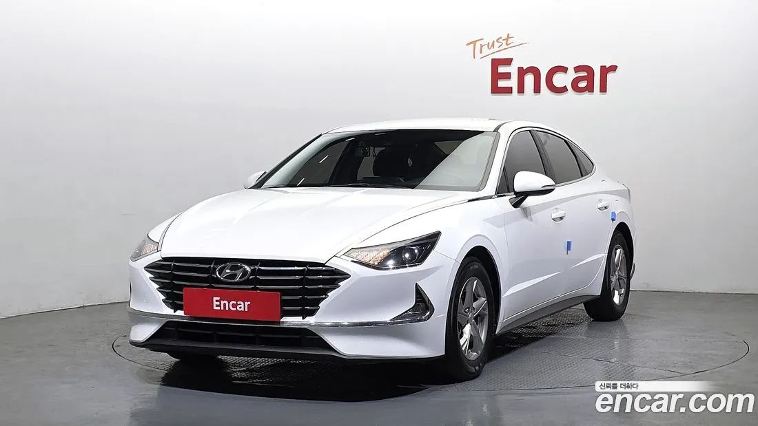 Hyundai Sonata - фото 1