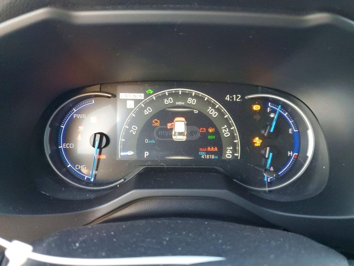 Toyota RAV 4 - фото 9