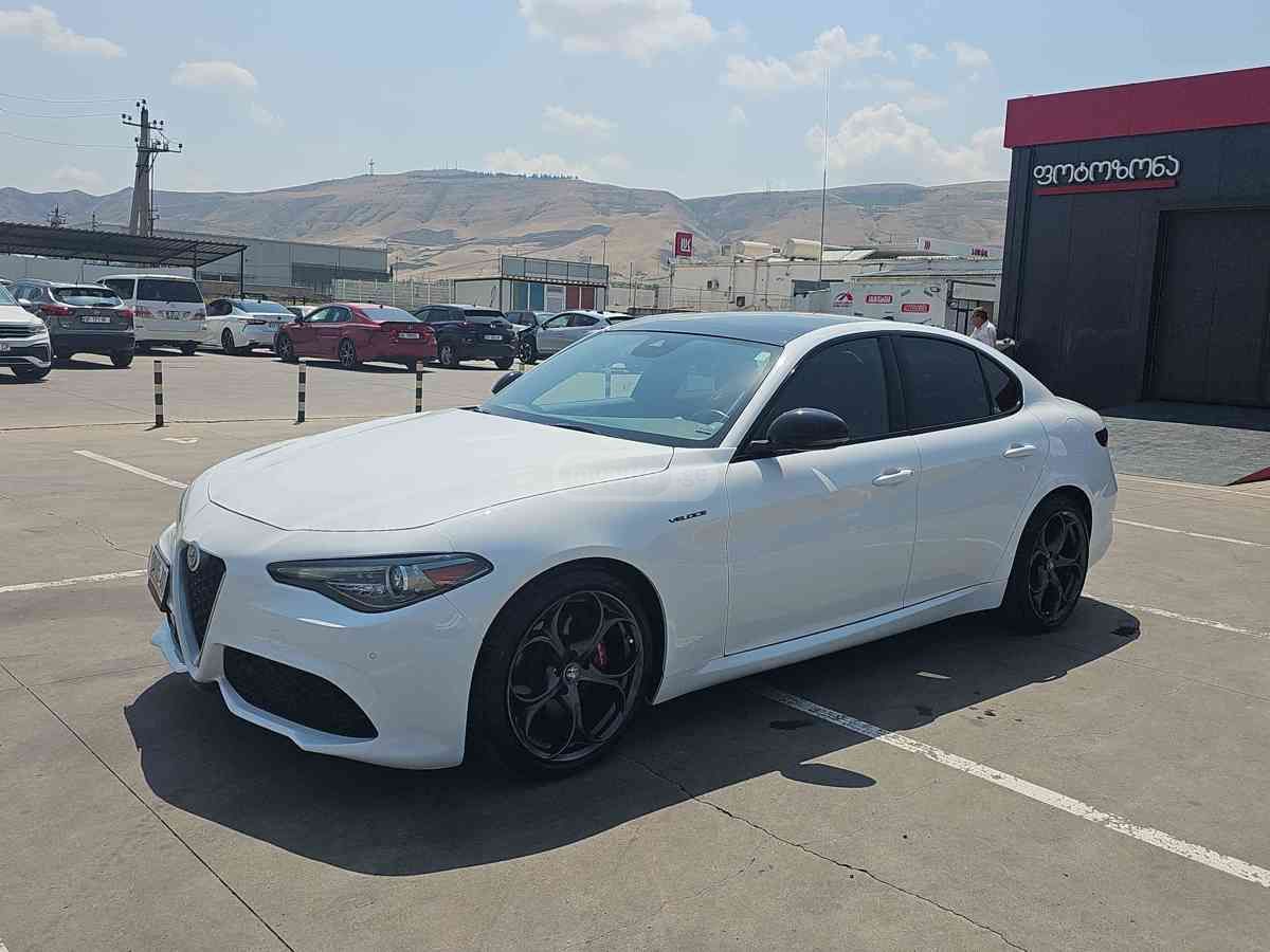 Alfa Romeo Alfa romeo Giulia — миниатюра 1