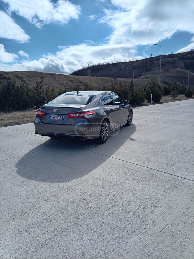 Toyota Camry - фото 12