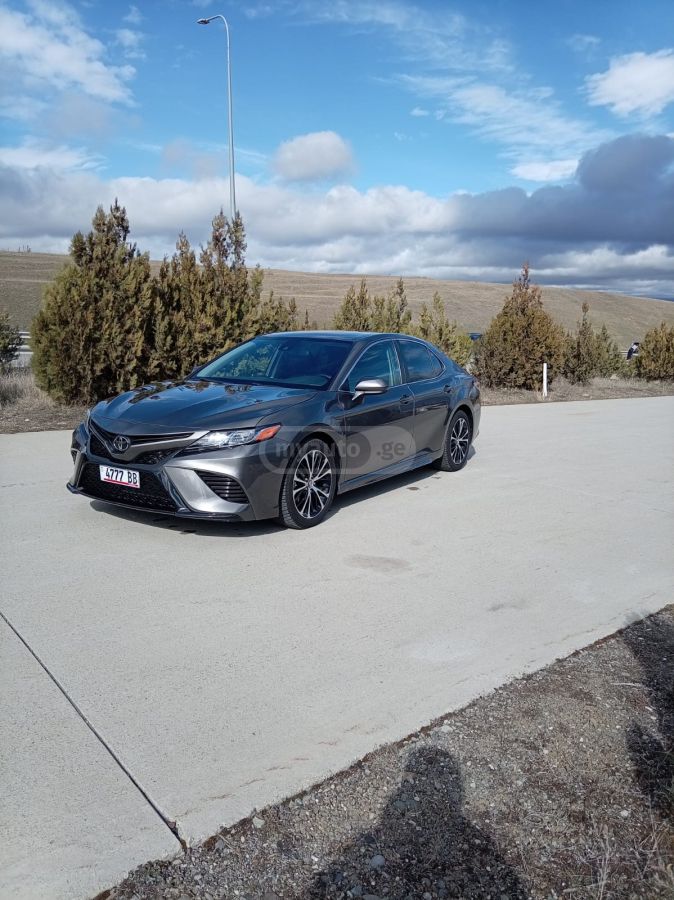 Toyota Camry - фото 9