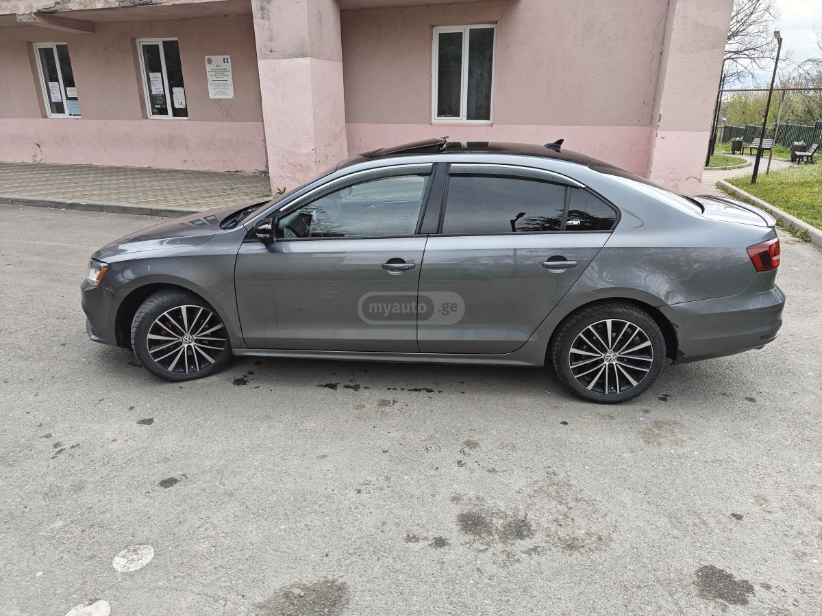 Volkswagen Jetta - фото 7