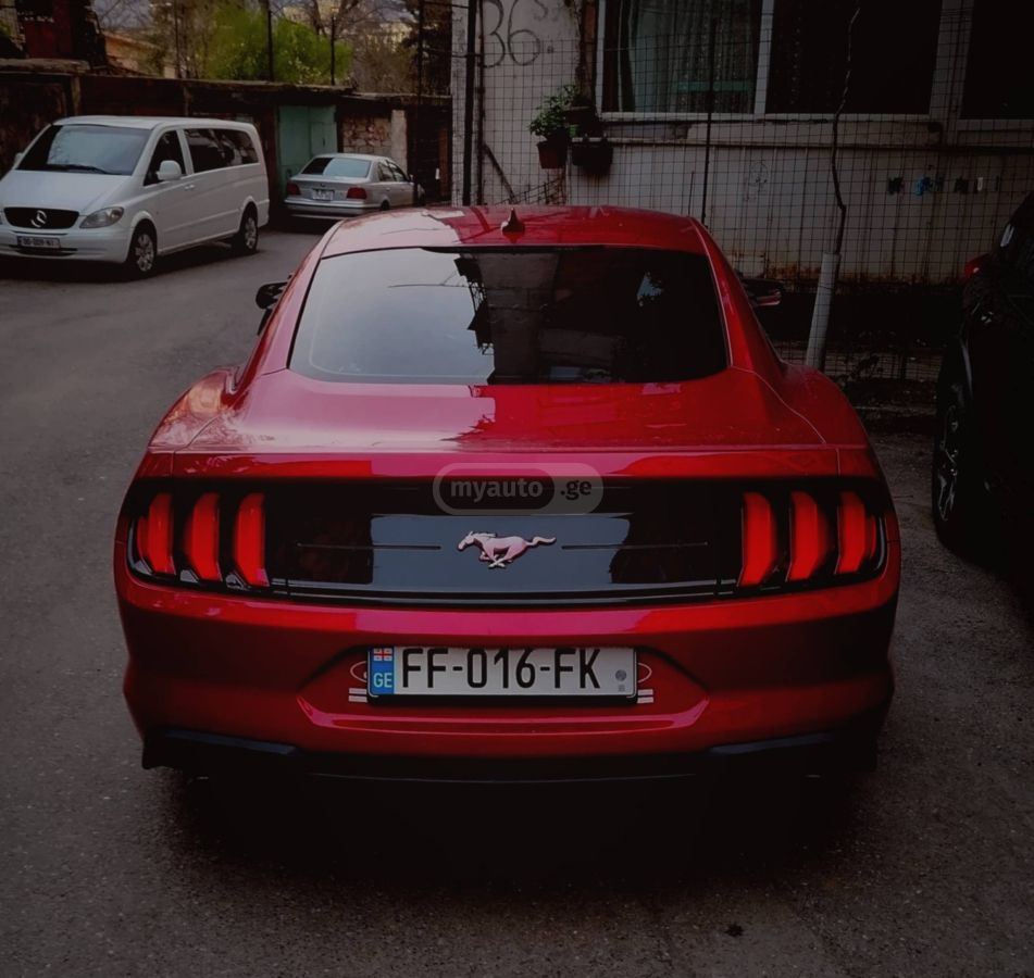 Ford Mustang - фото 5
