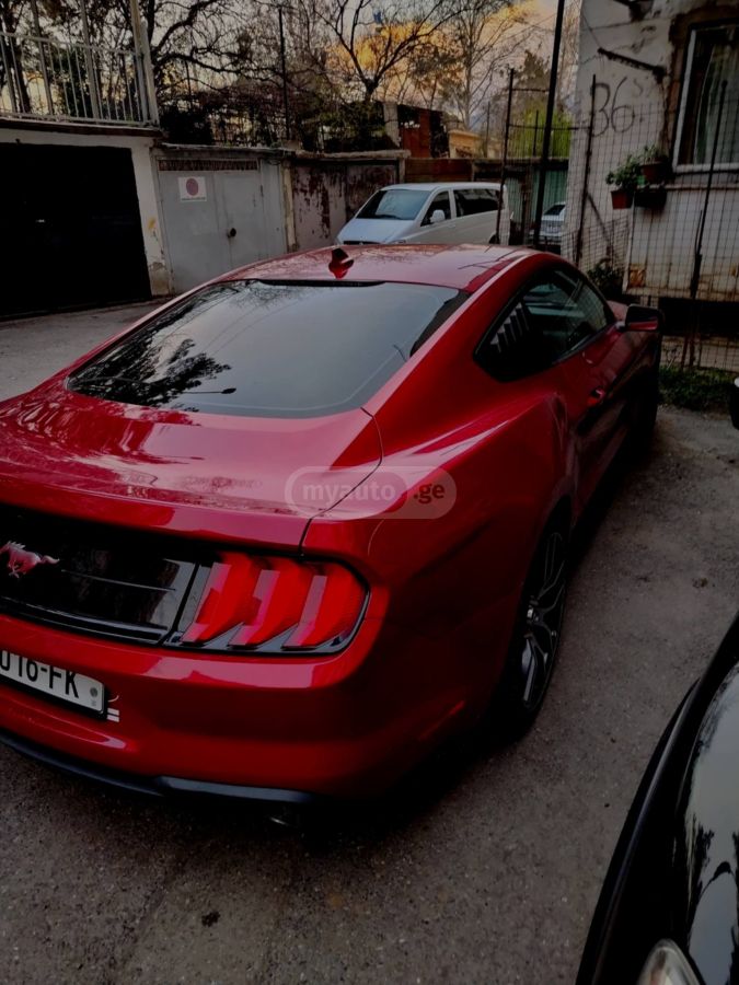 Ford Mustang - фото 6