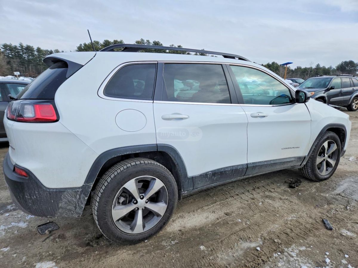 Jeep Cherokee - фото 3