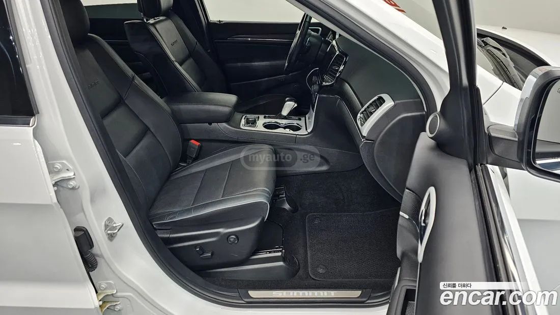 Jeep Grand Cherokee - фото 10