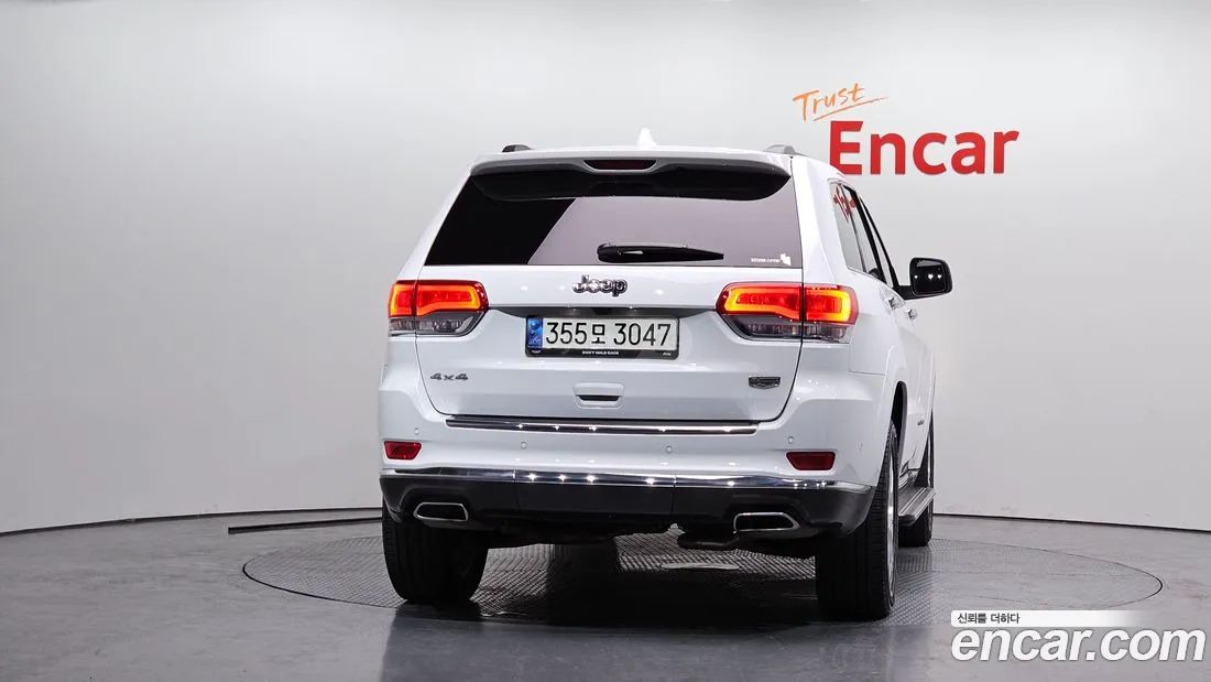 Jeep Grand Cherokee - фото 4