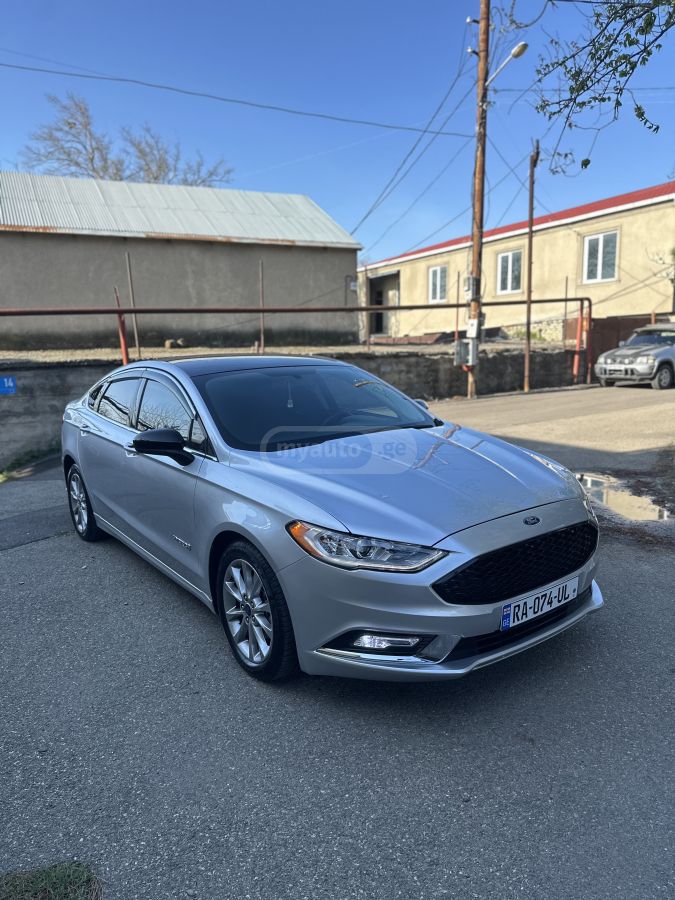 Ford Fusion - фото 6
