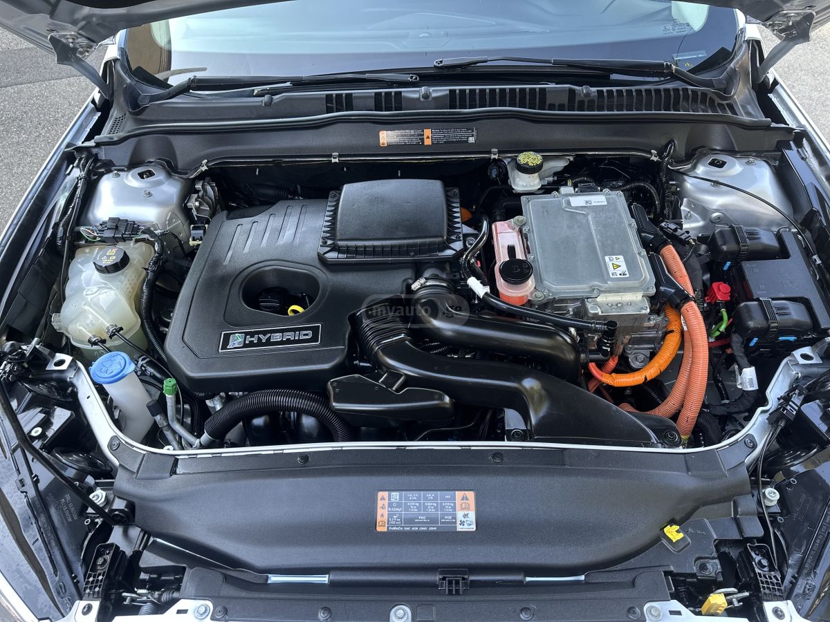 Ford Fusion - фото 9