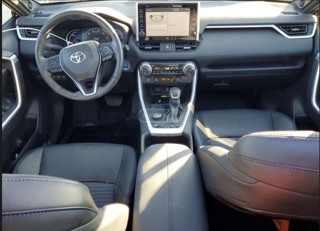 Toyota RAV 4 - фото 3