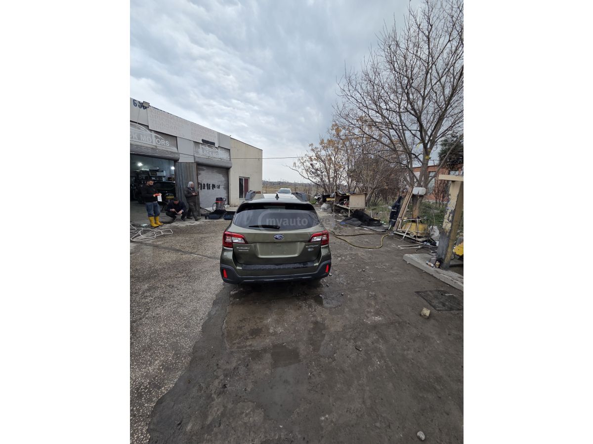 Subaru Outback - фото 6